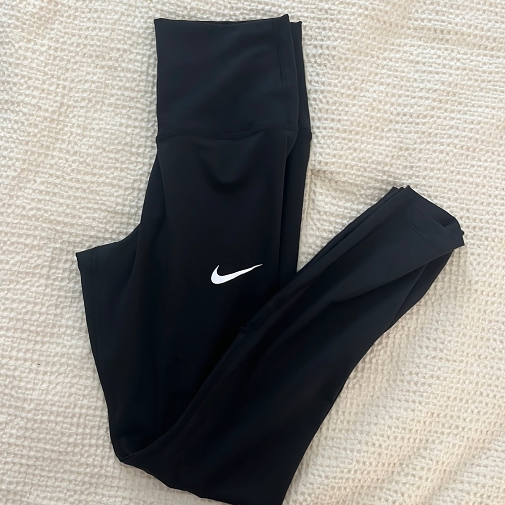 Women’s Nike dri-fit tight size small